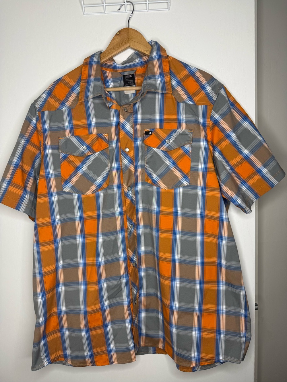 The North Face Men's Orange, Blue and Gray Plaid Short-Sleeve Shirt Button Up XL